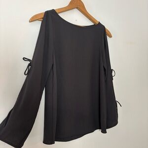 Aritzia Wilfred Pozzi Blouse – Black | Open Sleeve Tie Detail | Size XXS
